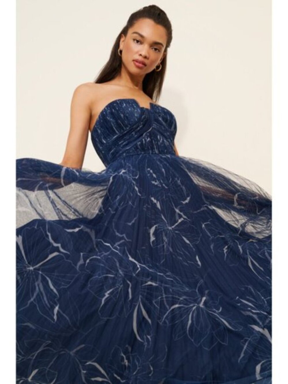 UNWORN. Hutch Corene Strapless Floral Tulle Midi Dress
